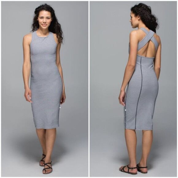 𝅺lululemon Gingham Dress 2 Picnic play - Picture 1 of 7